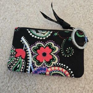 Can’t go wrong with this Vera Bradley wallet!